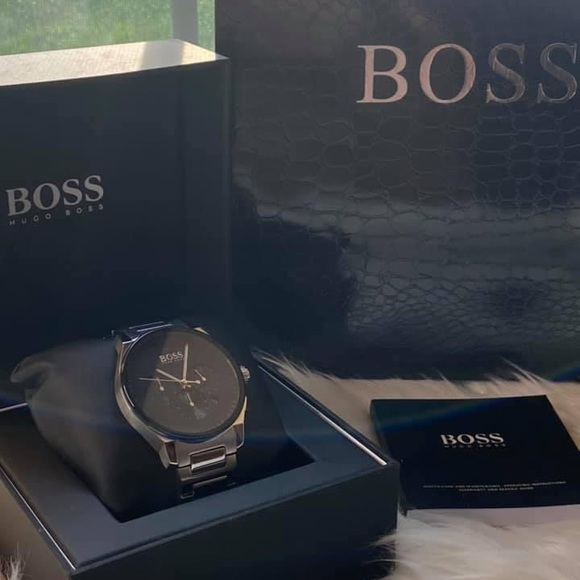 Hugo Boss Men’s Peak Chronograph Watch
Case Size: 44mm
MSRP: $598 - Picture 3 of 10
